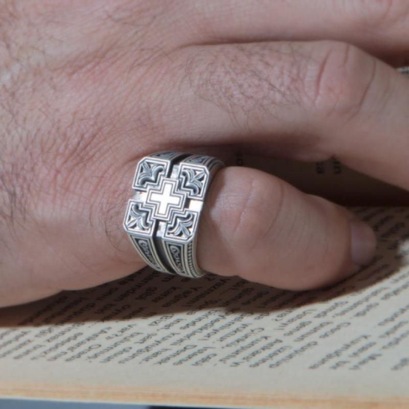 Retro Carved Christian Men's Ring